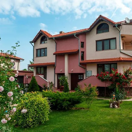 招待所 саша 3*