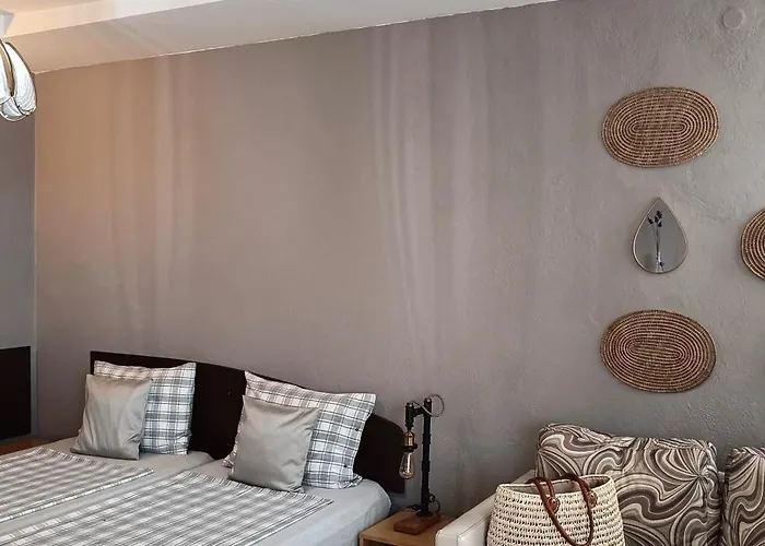 саша Къща за гости Крапец