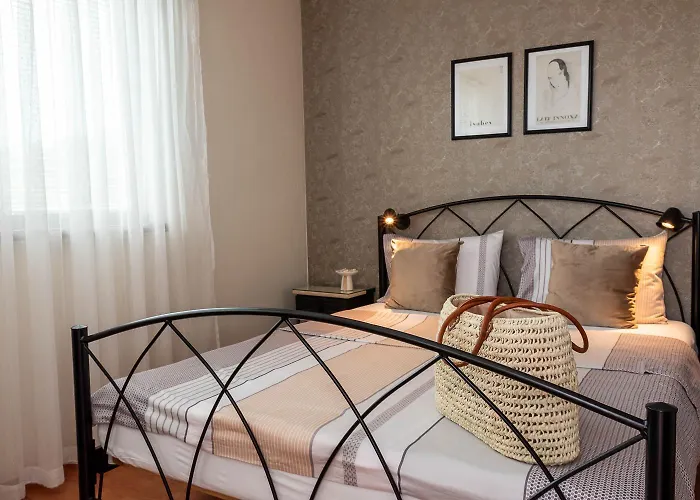 саша Къща за гости